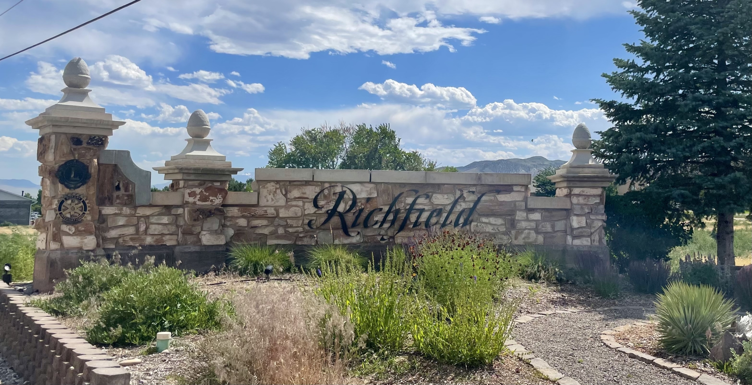 richfield utah sign